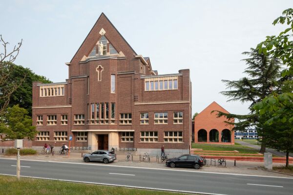 Klosterumbau in Belgien von LAVA Architecten
