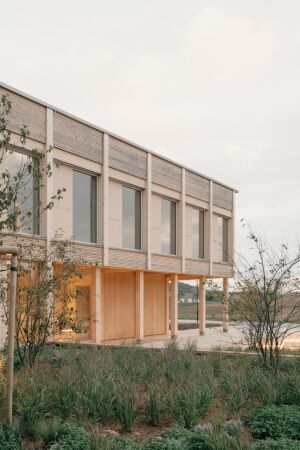 Preis: Erweiterung Firmenzentrale Windkraft Simonsfeld