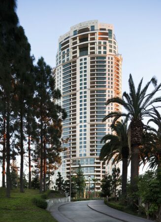 The Century, Los Angeles