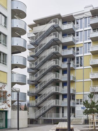 Wohnen: Wohn- und Gewerbesiedlung Guggach in Z�rich von Donet Sch�fer Reimer Architekten (Z�rich)