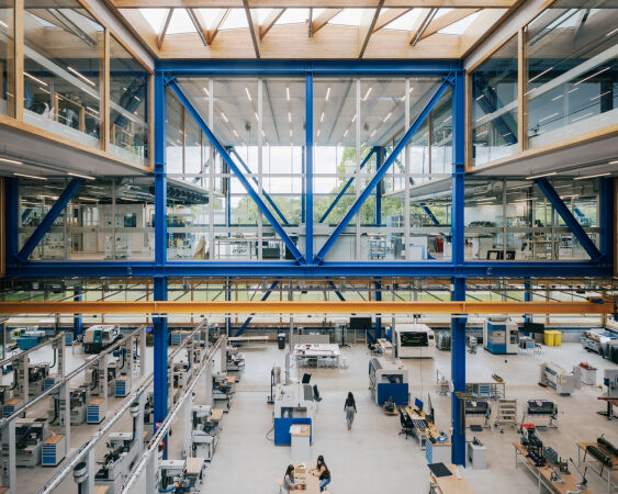 Campuserweiterung in Enschede von Civic Architects und VDNDP