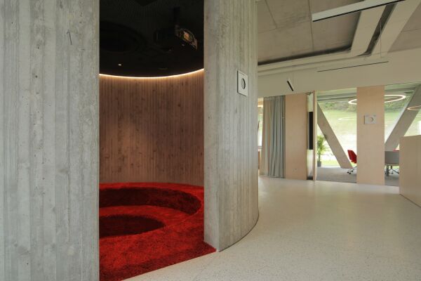 B�rogeb�ude bei Zagreb von Mikelic Vres Arhitekti