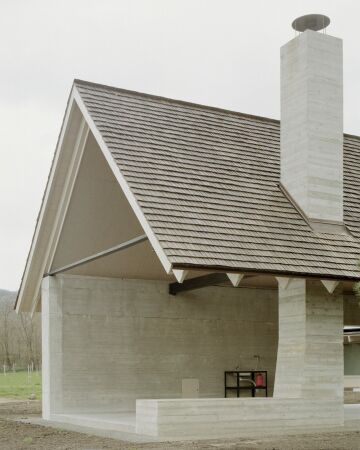 Einfamilienhaus in Ungarn von OKKA Architects