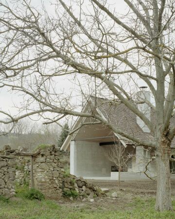 Einfamilienhaus in Ungarn von OKKA Architects