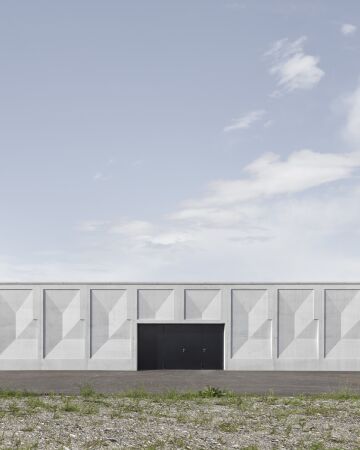 Grundwasserpumpwerk in H�rbranz von firm Architekten