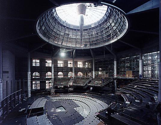 Kuppelbau des Berliner Reichstagsgebudes abgeschlossen