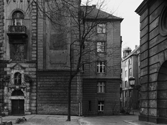 Thomas Struth, Sophiengemeinde 1, Groe Hamburger Strae, Berlin, 1992, 2008, Photo, Gelatine Silver Print, Bildma 43 x 56 cm,