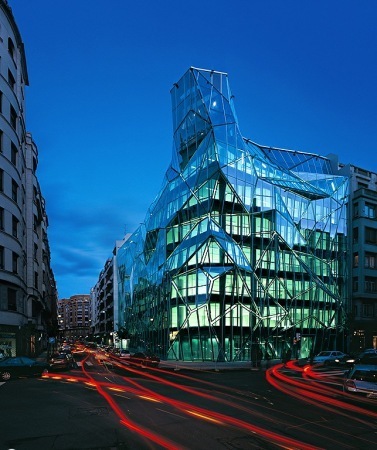 Brohaus in Bilbao fertig