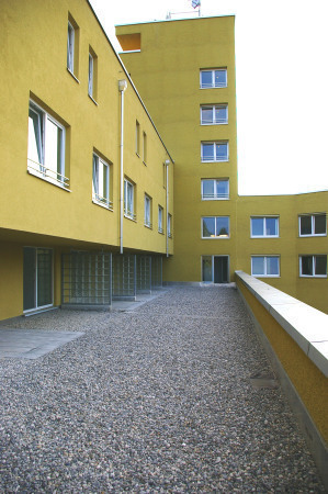 Wohn- und Geschftshaus in Mnchen fertig