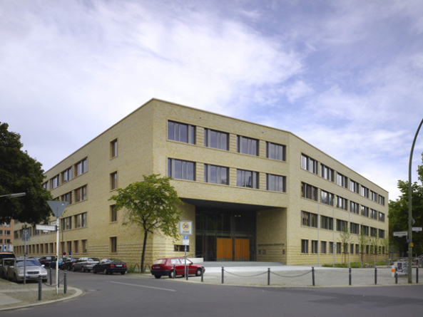 Oberstufenzentrum in Berlin erffnet