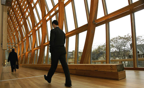 Museumserweiterung von Gehry in Toronto