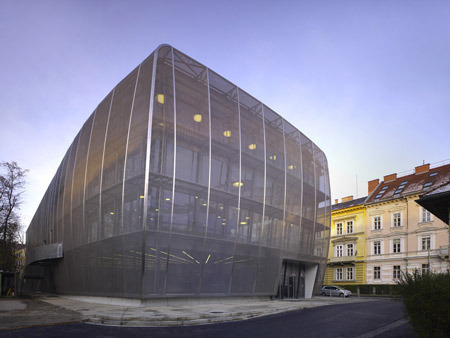 Musiktheater in Graz von UN Studio fertig