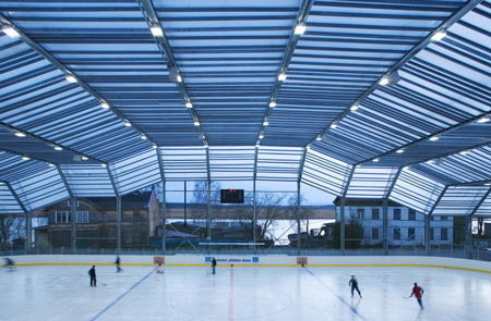 Sporthalle in Lettland fertig