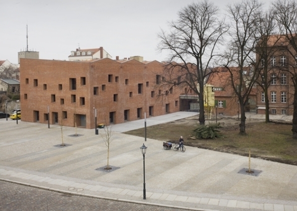 Mittelpunktbibliothek, Bruno Fioretti Marquez Architekten, BauNetz-Ranking