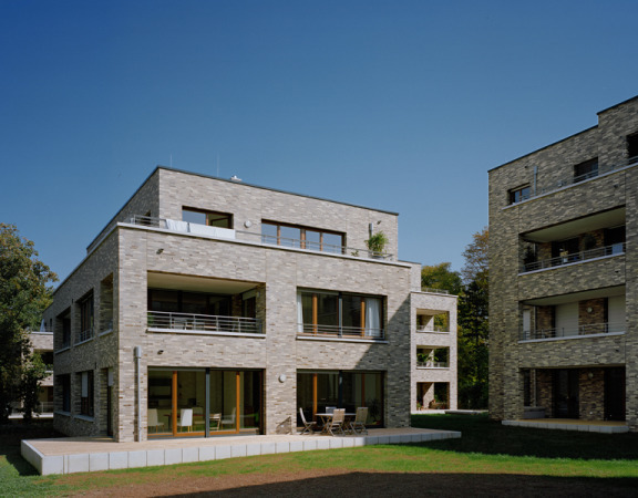 Stefan Forster Architekten, Wohnen im Park, Frankfurt Mhlberg