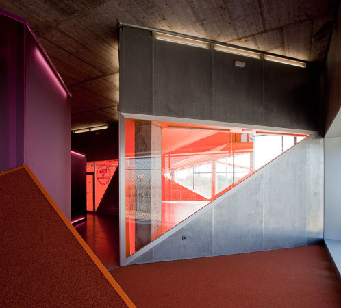 Jugendzentrum bei Madrid fertig