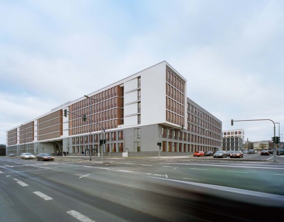 Justizzentrum in Wiesbaden von KSP fertig