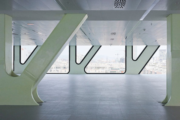 Medienkubus von Cloud 9 in Barcelona