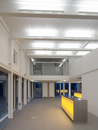 Infopavillon in Karlsruhe fertig