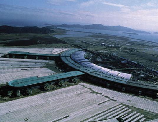 Sdkoreanischer Groflughafen Incheon nimmt Betrieb auf
