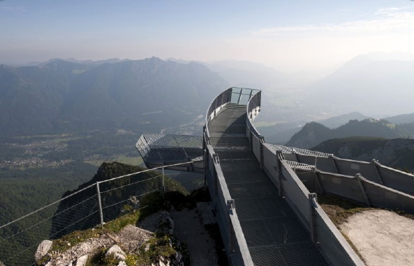 Aussichtsplattform bei Garmisch fertig