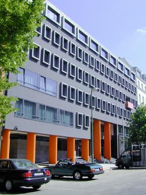 Belgische Botschaft in Berlin zieht in DDR-Bau