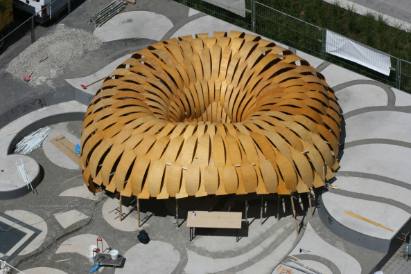 Holzpavillon in Stuttgart fertig
