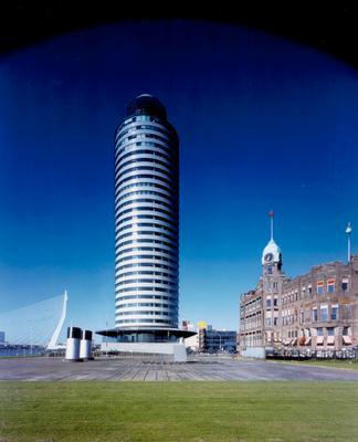 Foster-Hochhaus in Rotterdam fertig gestellt
