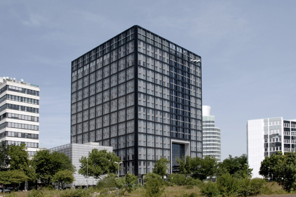 Hochhaus von KSP in Frankfurt fertig