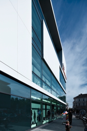 Eike Becker_Architekten, SportScheck, Schlossstrae, Flagship-Store