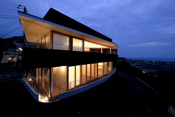 Wohnhaus von Tezuka in Japan fertig