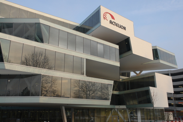 Actelion Business Center Allschwil, Herzog & de Meuron, Basel, Actelion Pharmaceuticals, Brobalken, Schweiz