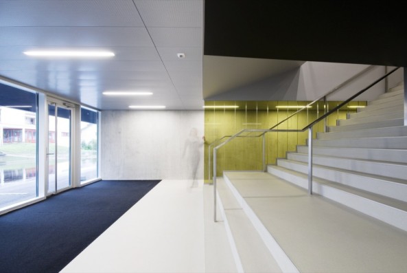 Schule, Opfikon, E2A Architekten, Schweiz